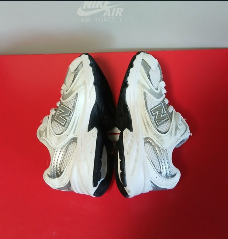 뉴발란스키즈 530 AD135 화이트 스틸 운동화 24년--2