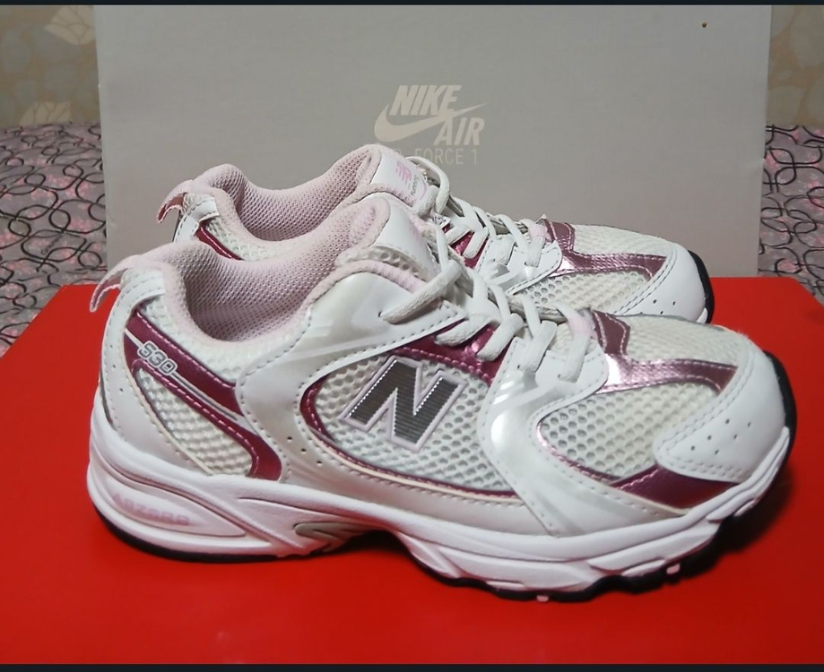뉴발란스키즈 530 실버핑크200운동화 24년.거의새거--2