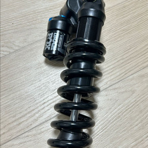 Fox DHX2 230x65, 450방 코일포함