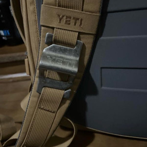 YETI 예티 병따개(몰리시스템)