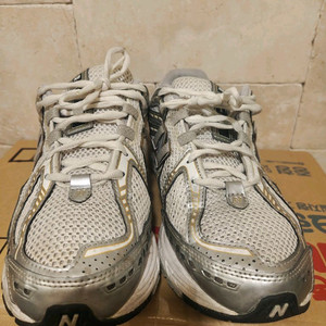 뉴발란스 M1906RI 운동화 285mm 이미지