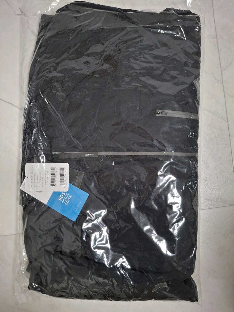 아이더 경량구스다운 패딩 XL 키크신분105-110정도 새옷 블랙--1