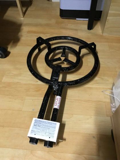 VALLOIS CAMPOS S.L.에서 제조된 스페인산 빠에야 팬과 버너 세트입니다.--3