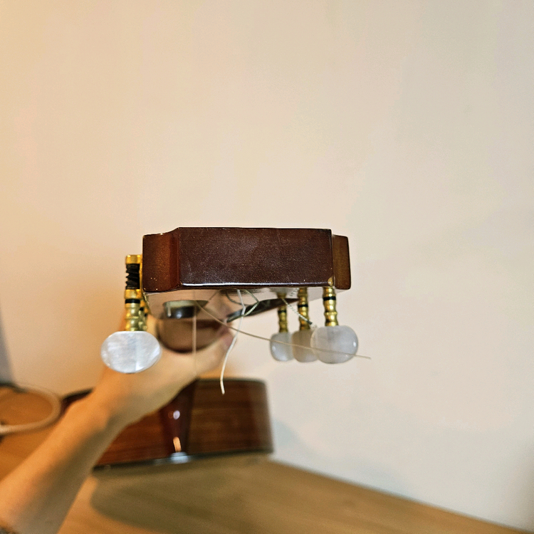 김정곤 수제 클래식기타--7