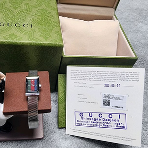 구찌 여성 삼선 시계