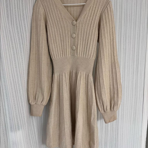 골지니트 브이넥 스커트 플레어 베이지 원피스 이미지