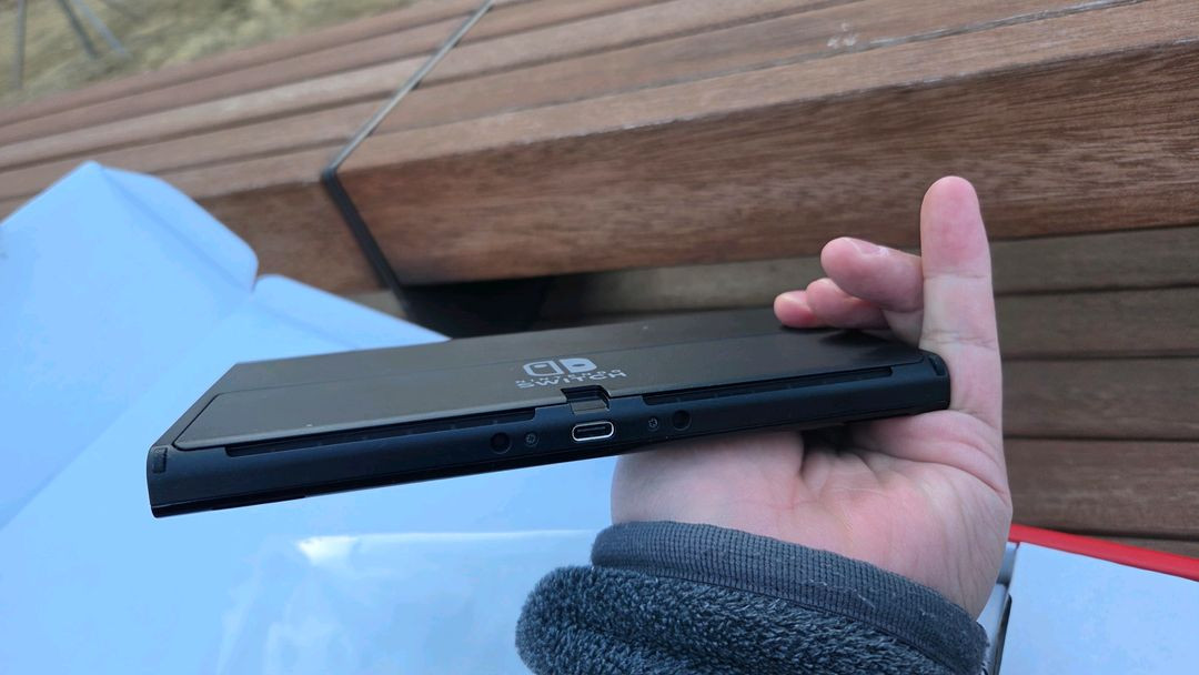 닌텐도스위치OLED--5
