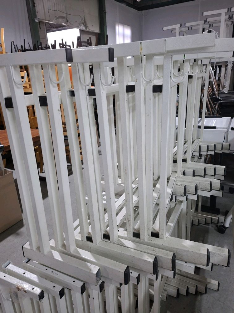 103번 학원 책걸상 중고 학원책상 의자 학교 수강실 강의실 학습실 교육실책상 이미지