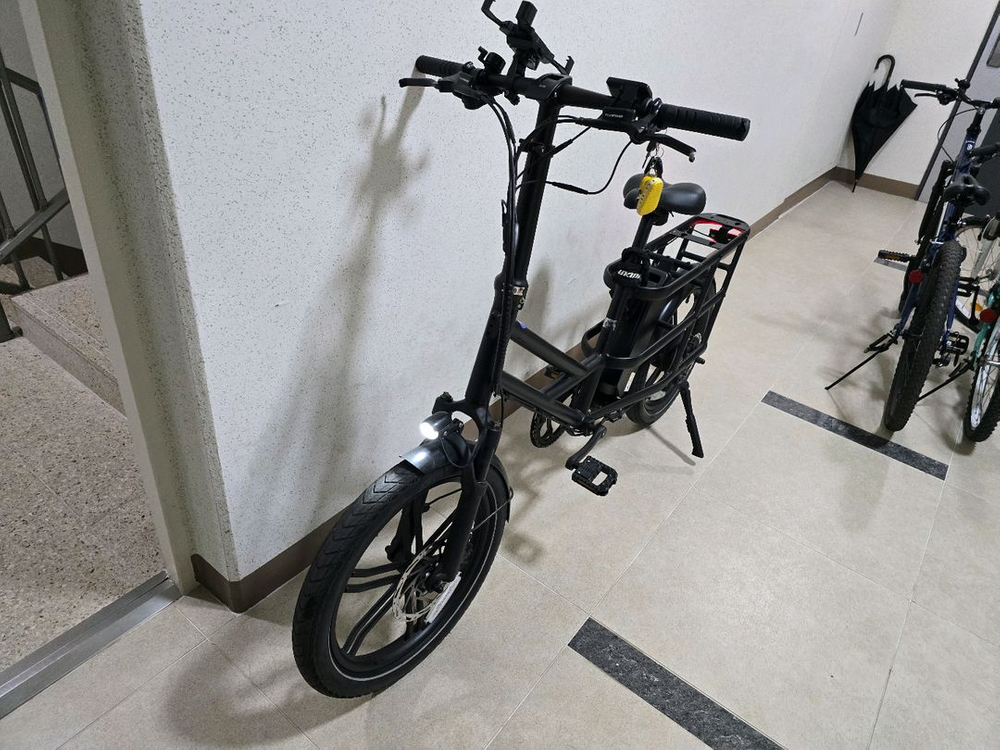 퀄리 엑스트론 투어 25년식 신형 팝니다--1