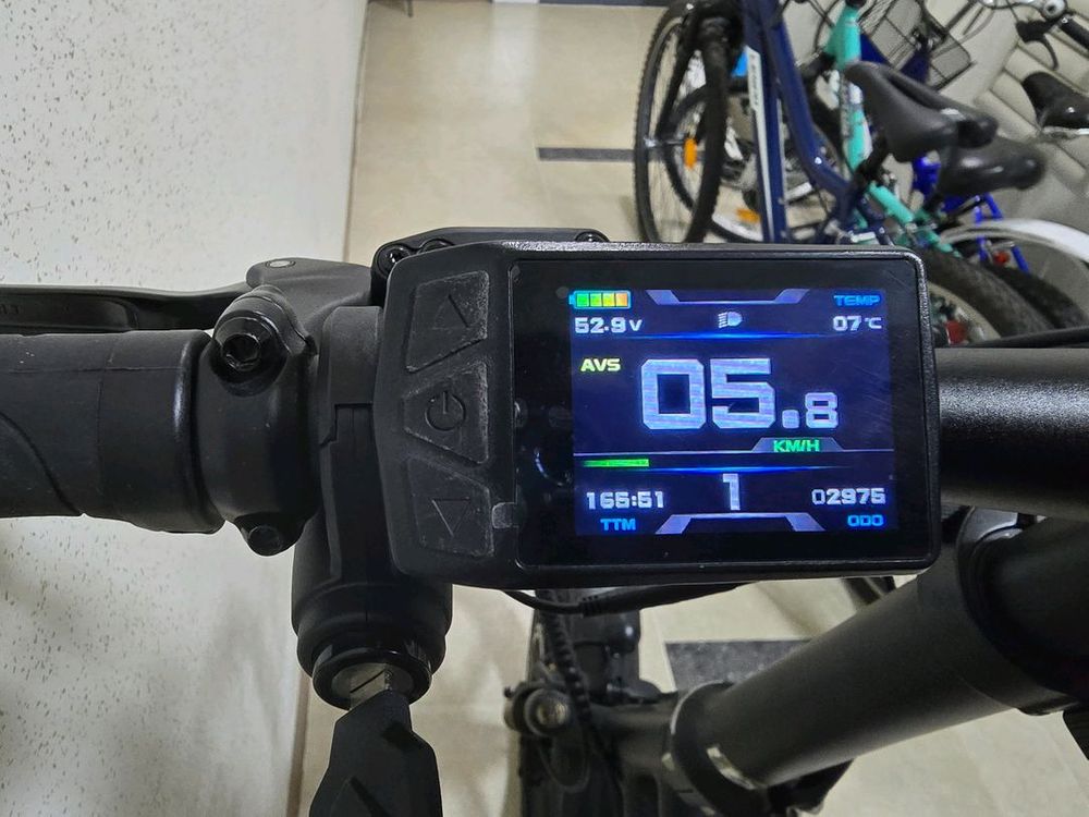 퀄리 엑스트론 투어 25년식 신형 팝니다--4