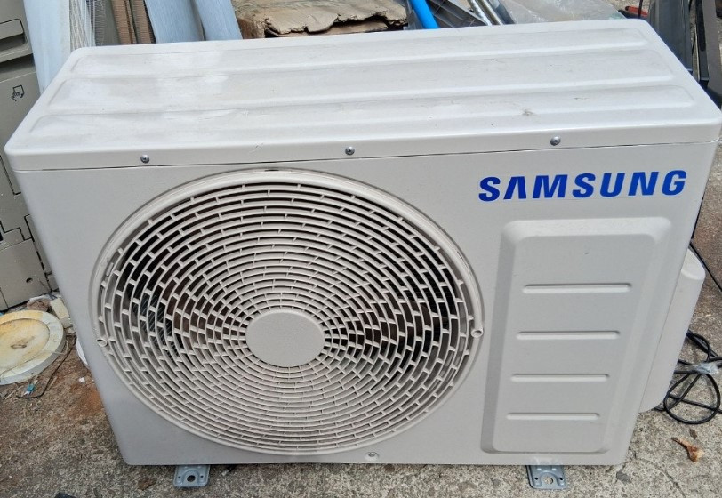 삼성 인버터 무풍 7평 벽걸이 에어컨 AR07B9350HZ 이미지