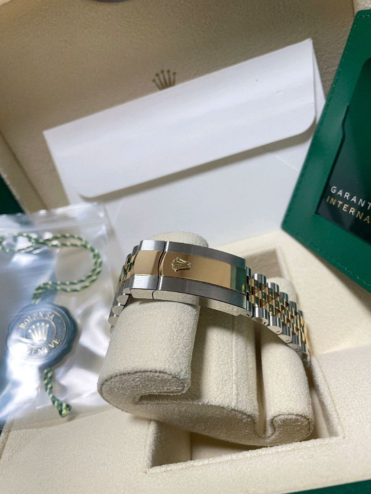 롤렉스 126233 신형 데이저스트 36 샴페인판 모티프 10P다이아 옐골콤비 팝니다~!--6