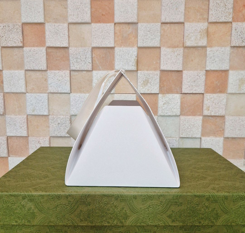 [정품]입생로랑 쇼핑백,입생로랑 케이스,입생로랑 박스,생로랑 케이스,입생로랑 가방,입생로랑 립스틱,입생로랑 이미지