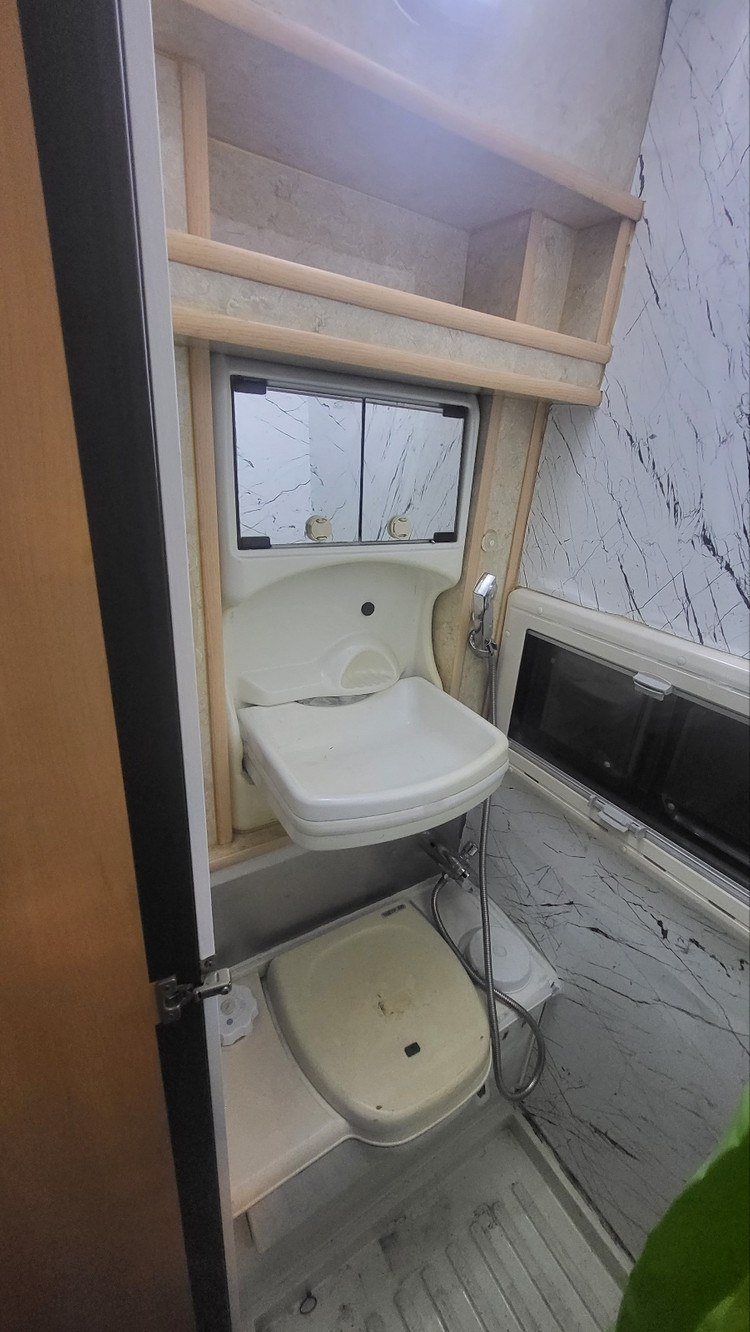 두성 두비두바 캠핑카 저렴하게 판매합니다. 이미지