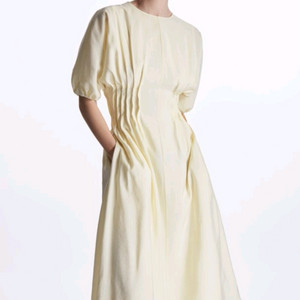 코스cos 개더드 핀턱원피스