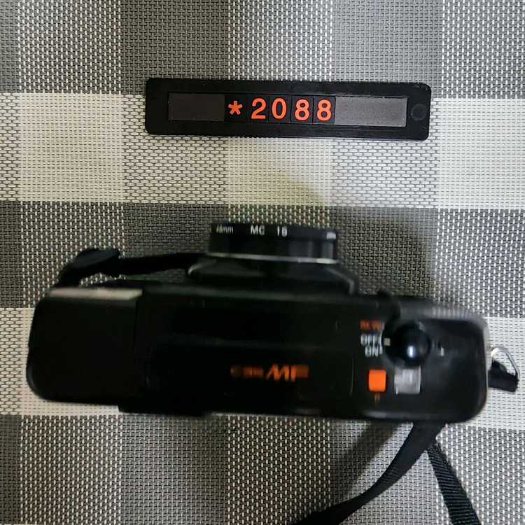 코니카 C 35 MF 필름카메라 이미지