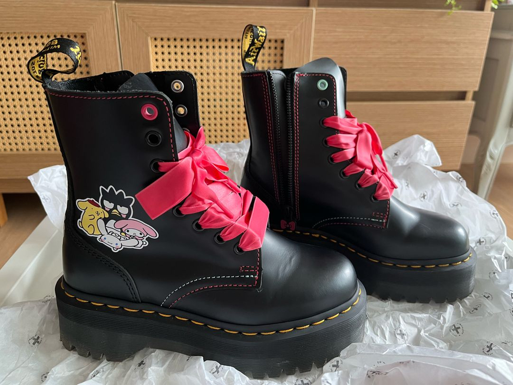 닥터마틴X헬로키티콜라보 제이든워커--4