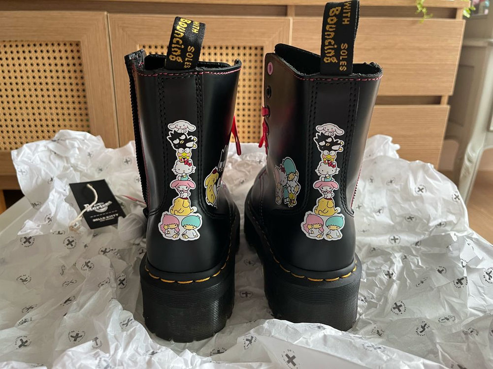 닥터마틴X헬로키티콜라보 제이든워커--5
