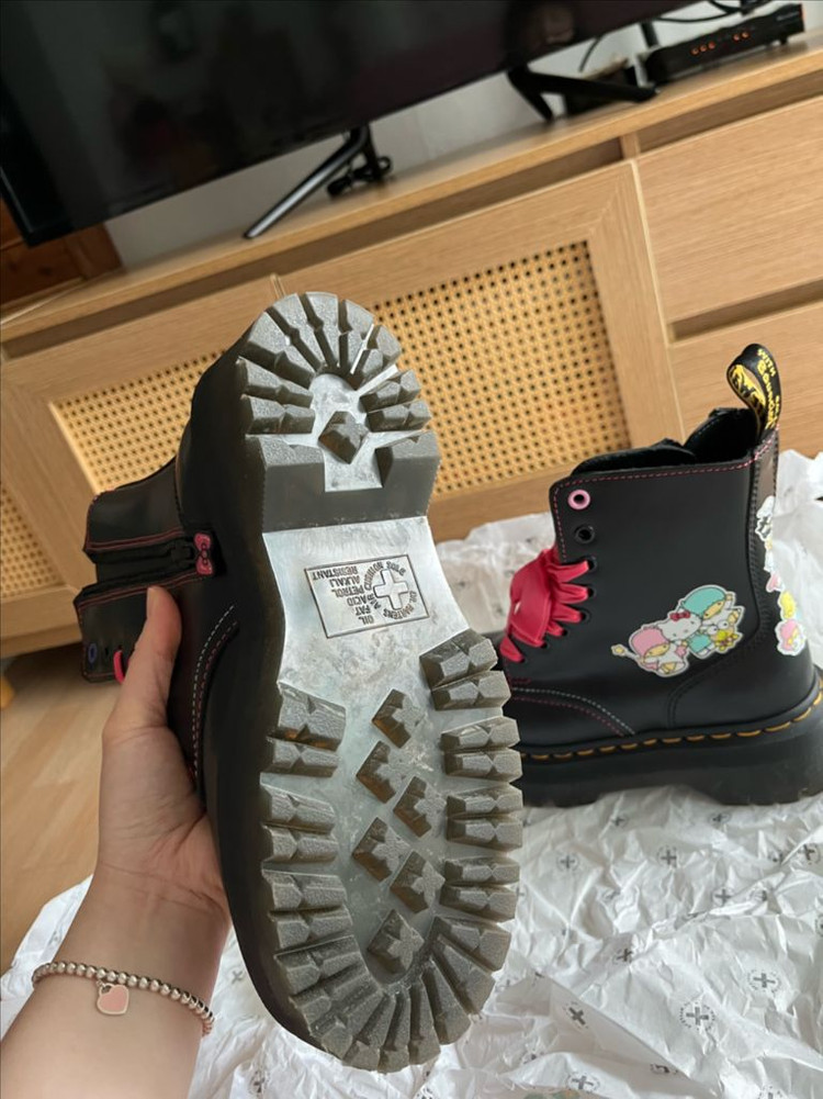 닥터마틴X헬로키티콜라보 제이든워커--7