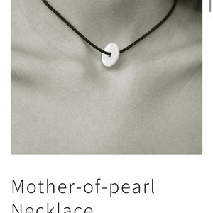 아스트흐 마더오브펄 목걸이 팝니다