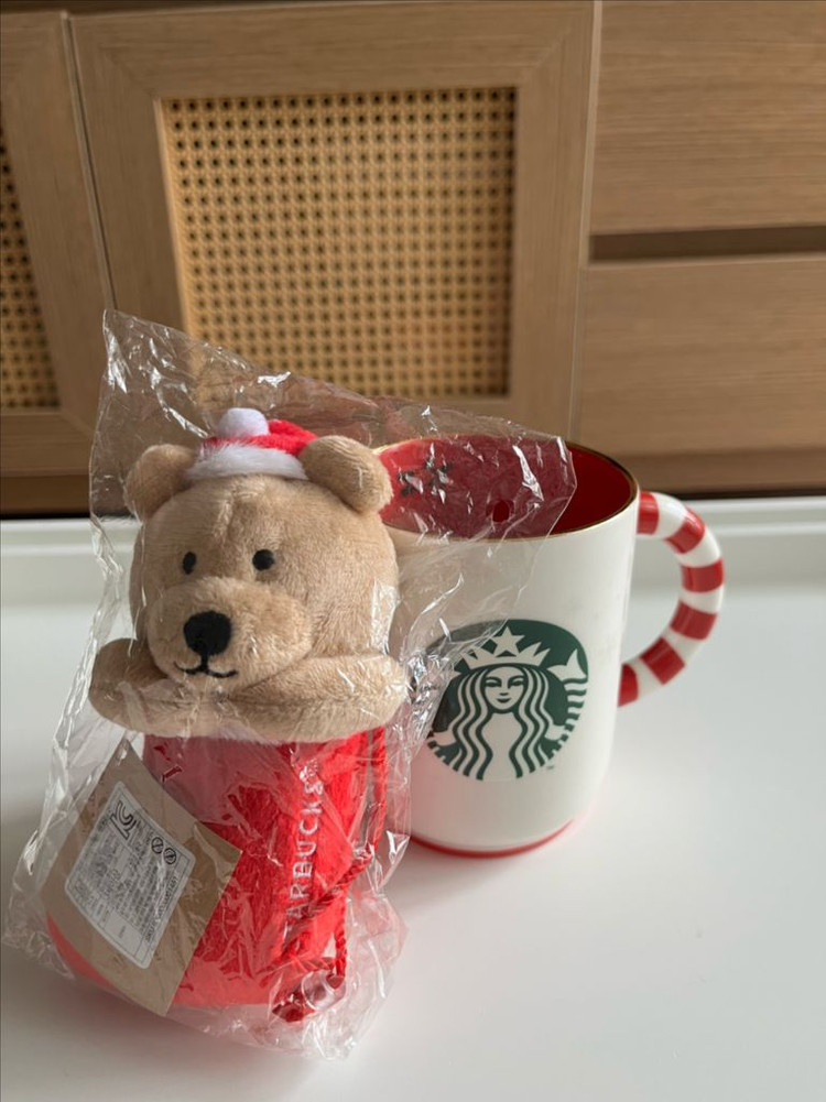 스타벅스 크리스마스 캔디케인 머그 & 곰인형--1