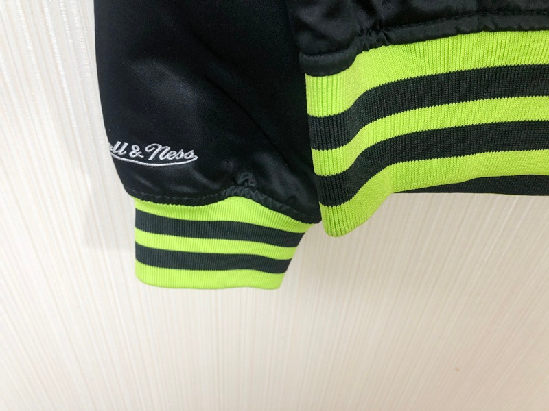 NBAX미첼앤네스X헤네시 2024 리미티드에디션 바시티자켓 M(해외) 이미지