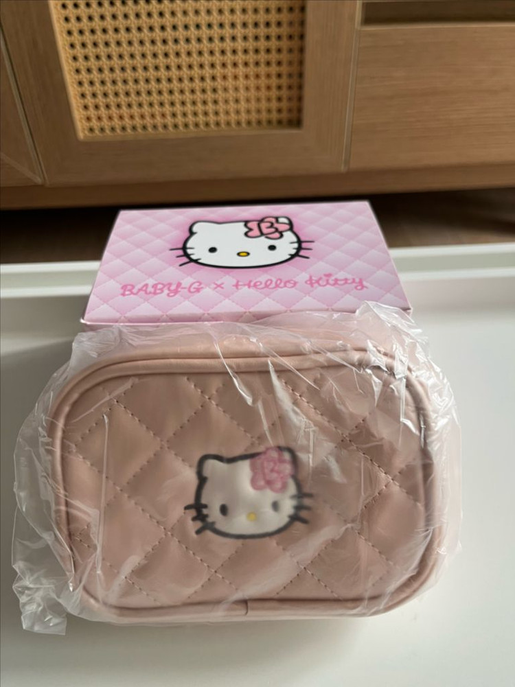 BABY-G 콜라보 헬로키티 퀼팅 파우치--0