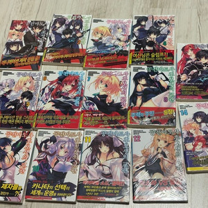 라노벨 공전마도사 후보생의 교관 1-14 전권 초판 판매합니다.