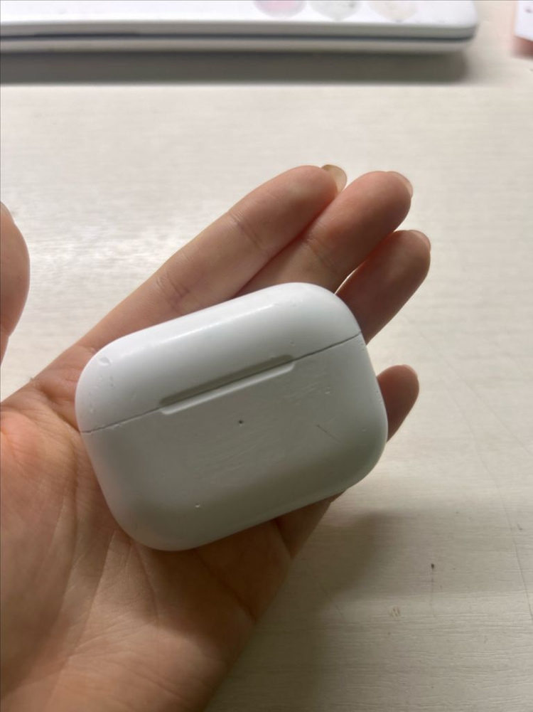 에어팟프로1세대 본체--1