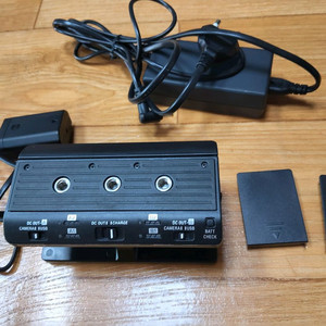 소니 NPA-MQZ1K 멀티 배터리 충전키트