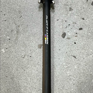플랫 초경량 카본싯포스트 27.2mm