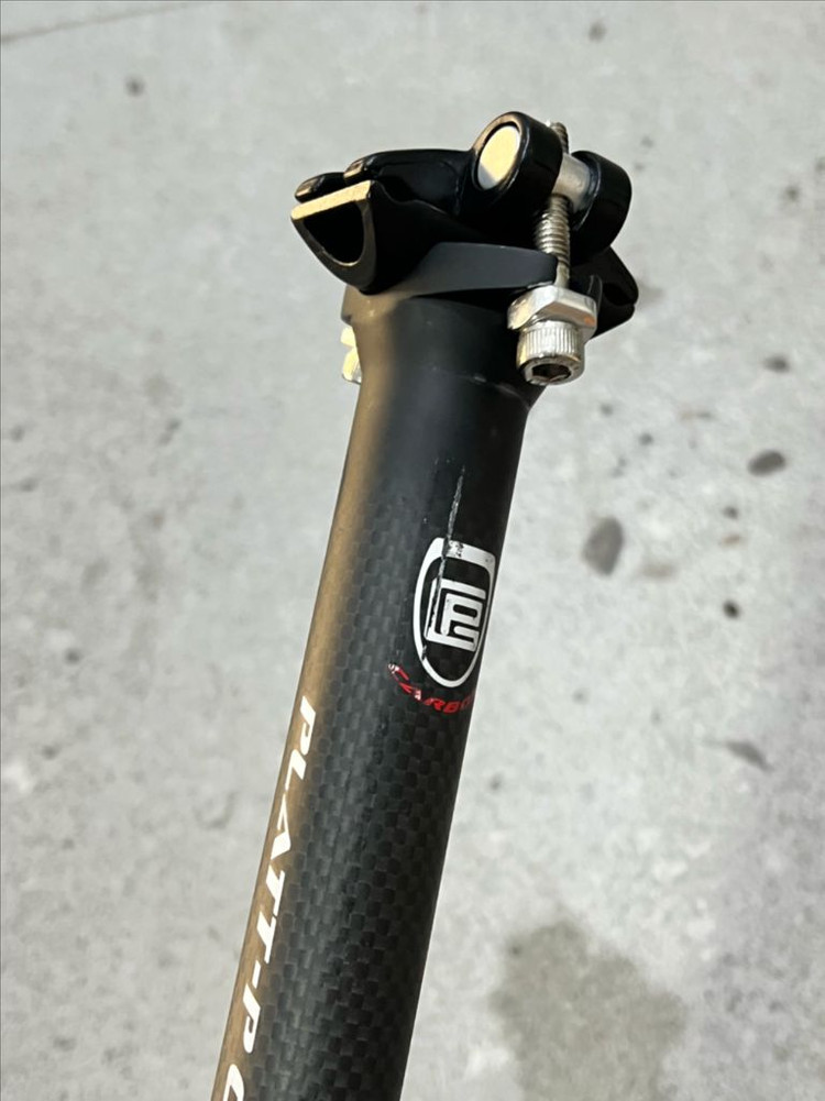 플랫 초경량 카본싯포스트 27.2mm--3