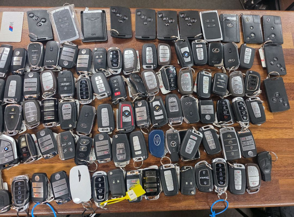 현대, 기아, 쌍용, 삼성, bmw, 벤츠 등 자동차 스마트키, 폴딩키 팝니다. 이미지