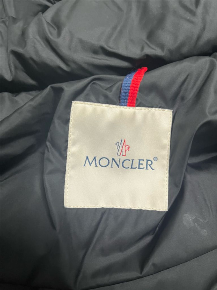 몽클레어 클루니 패딩 이미지