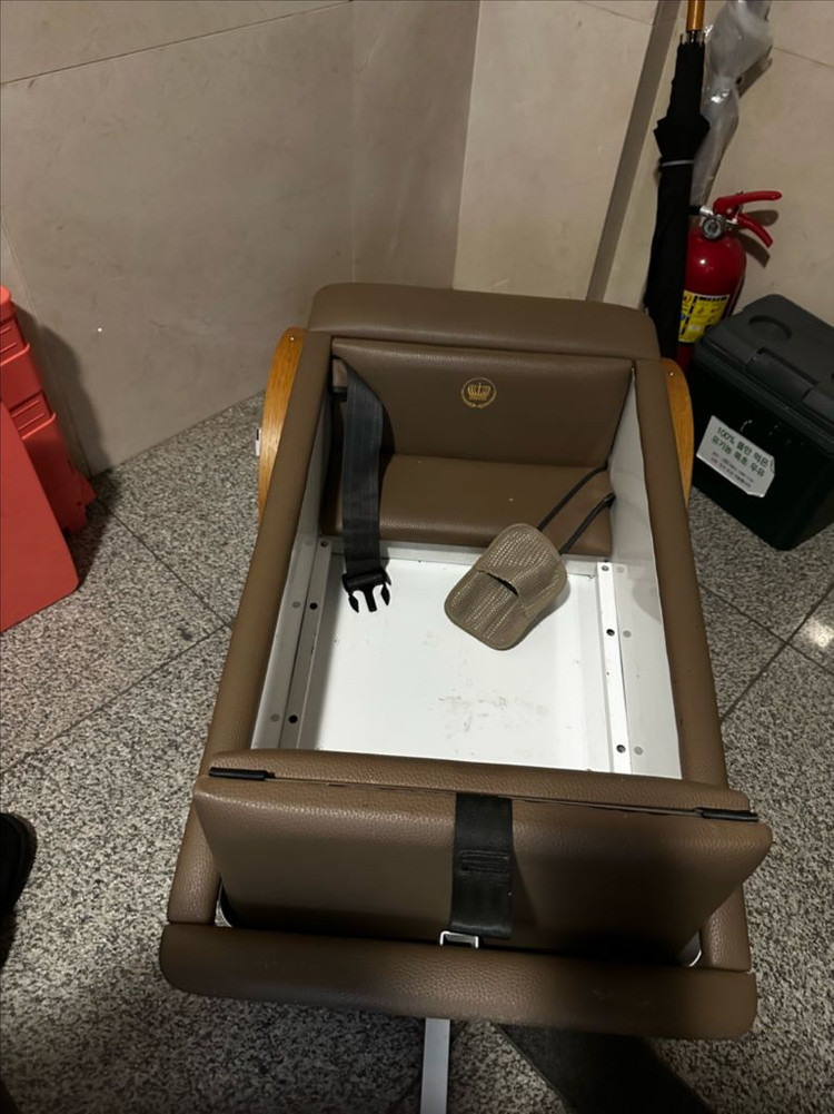 디트로네 트레일러 (2인승) 이미지