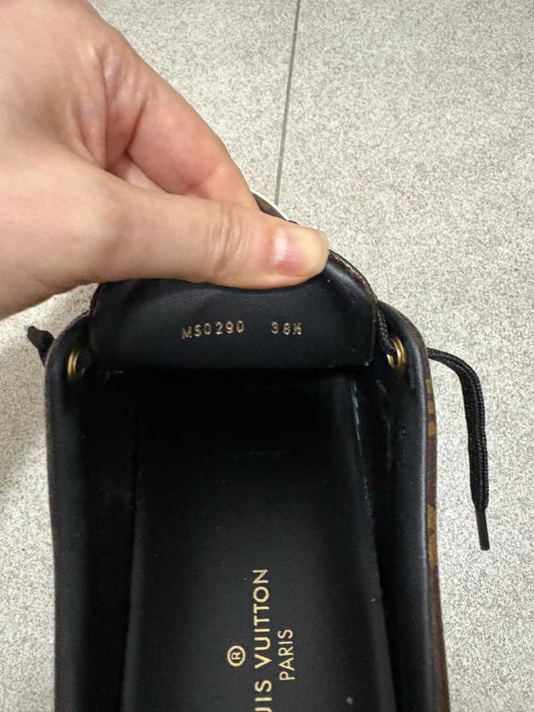 루이비통 스니커즈(남성) 이미지