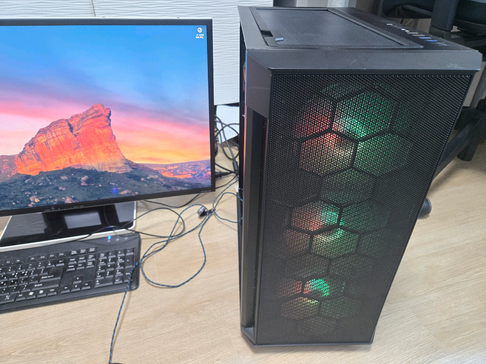 고사양 i7-14700K RTX4060 b660 32g 500g 2T등 본체 & 32 모니터 팜--1
