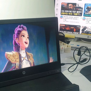 HP U160 15.6인치 휴대용 모니터 이미지