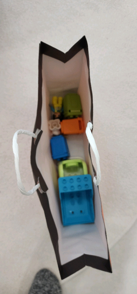 듀플로 블럭 주차장과 세차장, 분리수거차 등--3