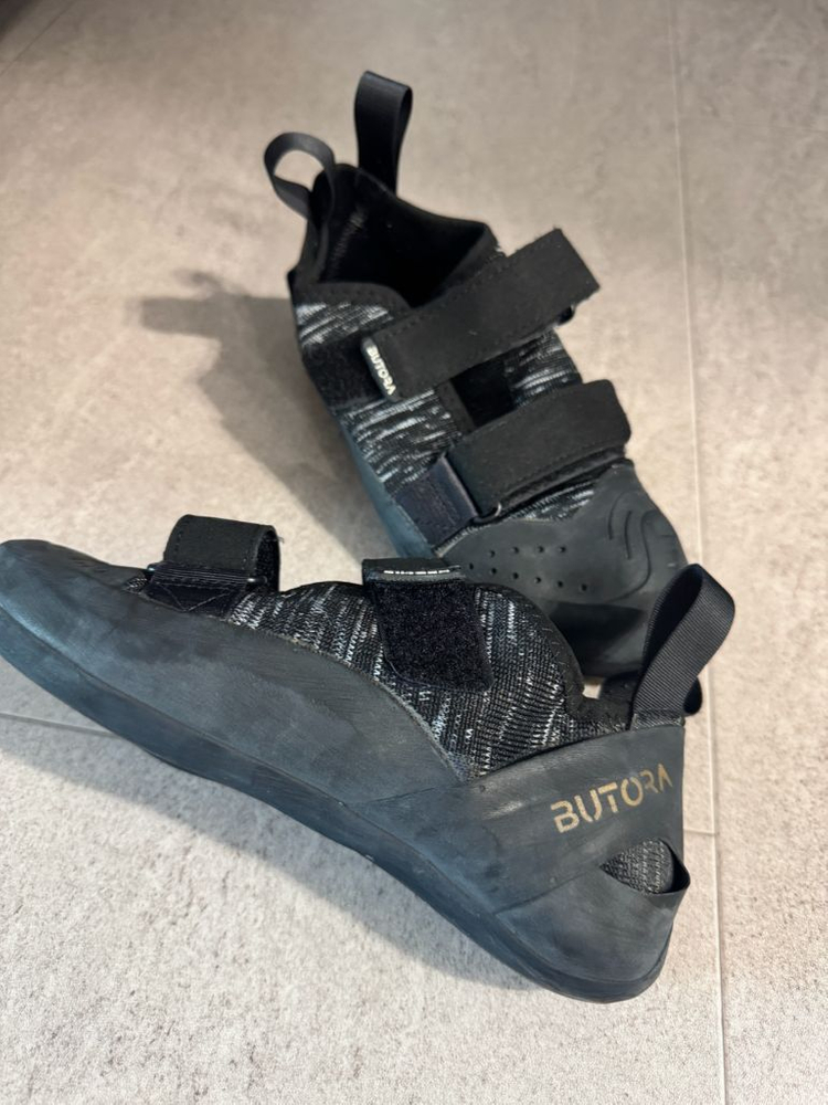 부토라 암벽화 클라이밍화 신발사이즈 240 이미지