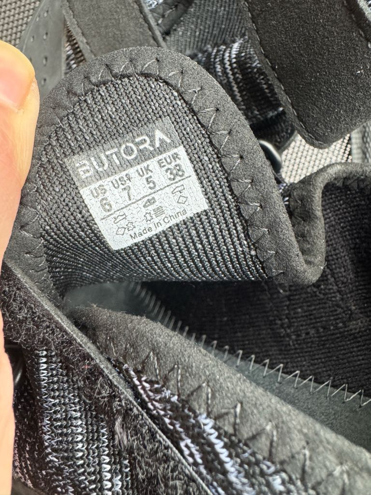 부토라 암벽화 클라이밍화 신발사이즈 240 이미지