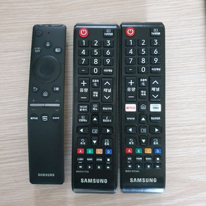 삼성 TV 리모컨 개당 1만원 여러개있네요