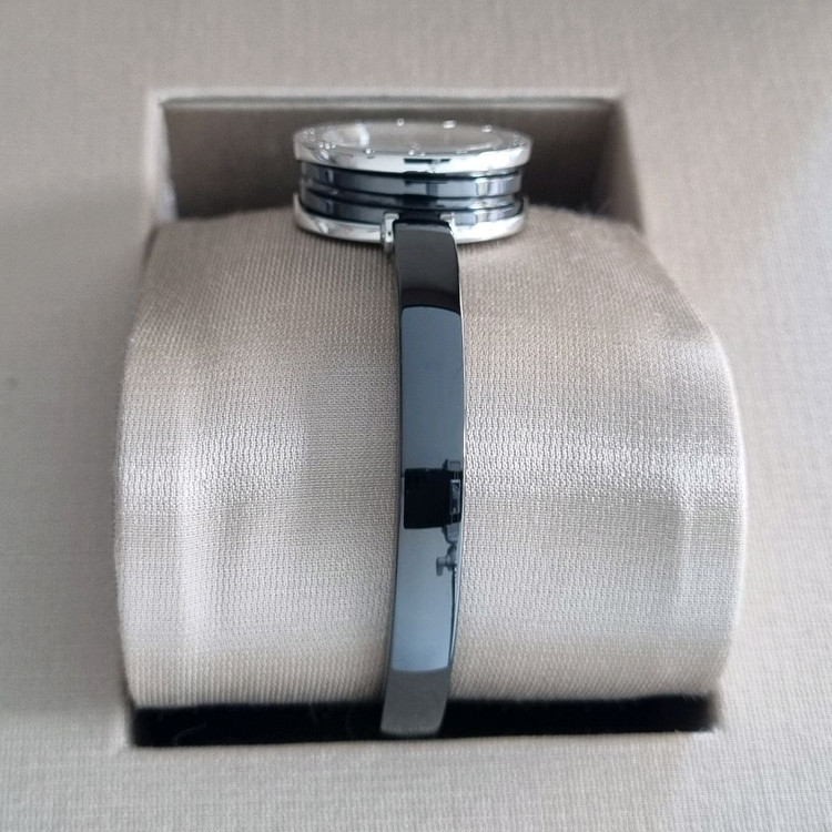 불가리 신형 비제로원 세라믹 23mm 쿼츠 BZ23BSCC(2017년식) 이미지