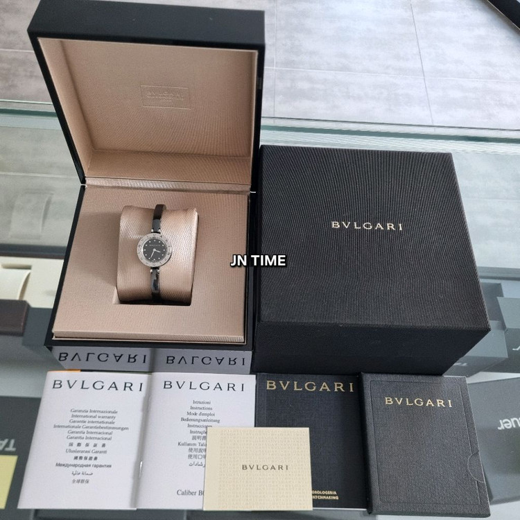 불가리 신형 비제로원 세라믹 23mm 쿼츠 BZ23BSCC(2017년식) 이미지