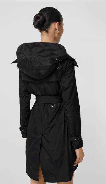 정품)버버리 켄징턴 후드 트렌치--9