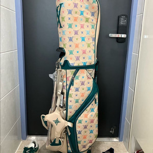 [신품] 어뉴 캐디백 골프백 판매 이미지