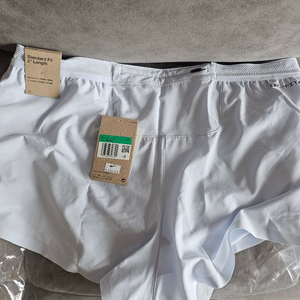 나이키 에어로스위프트 2인치쇼츠(fn3350-085)xl