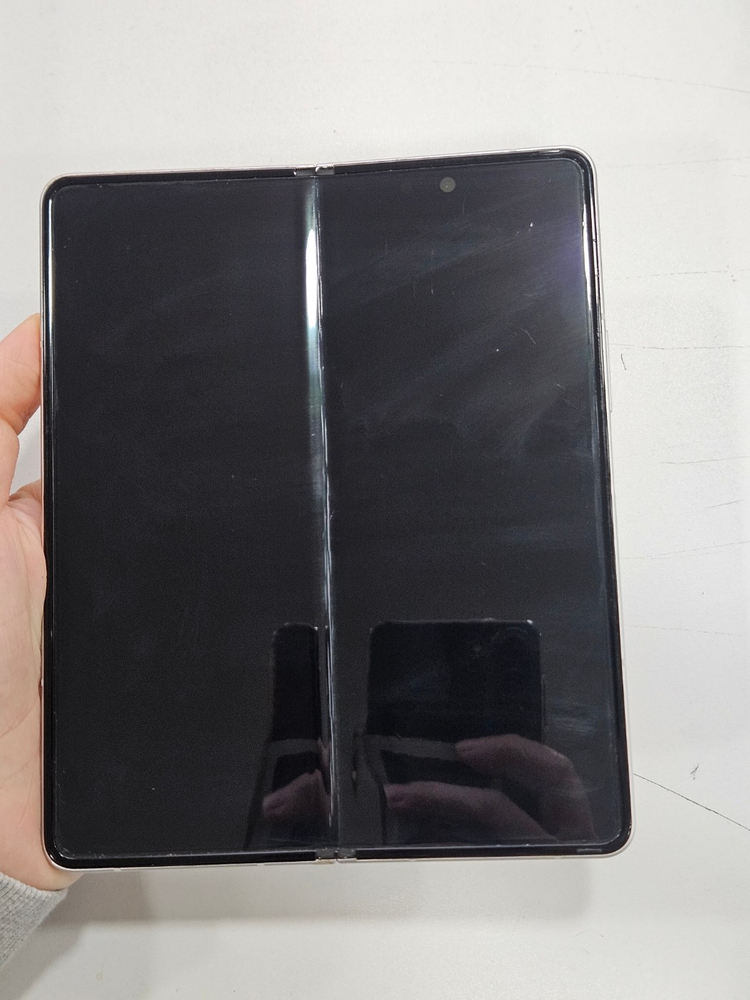 갤럭시Z폴드3 256GB 실버 이미지