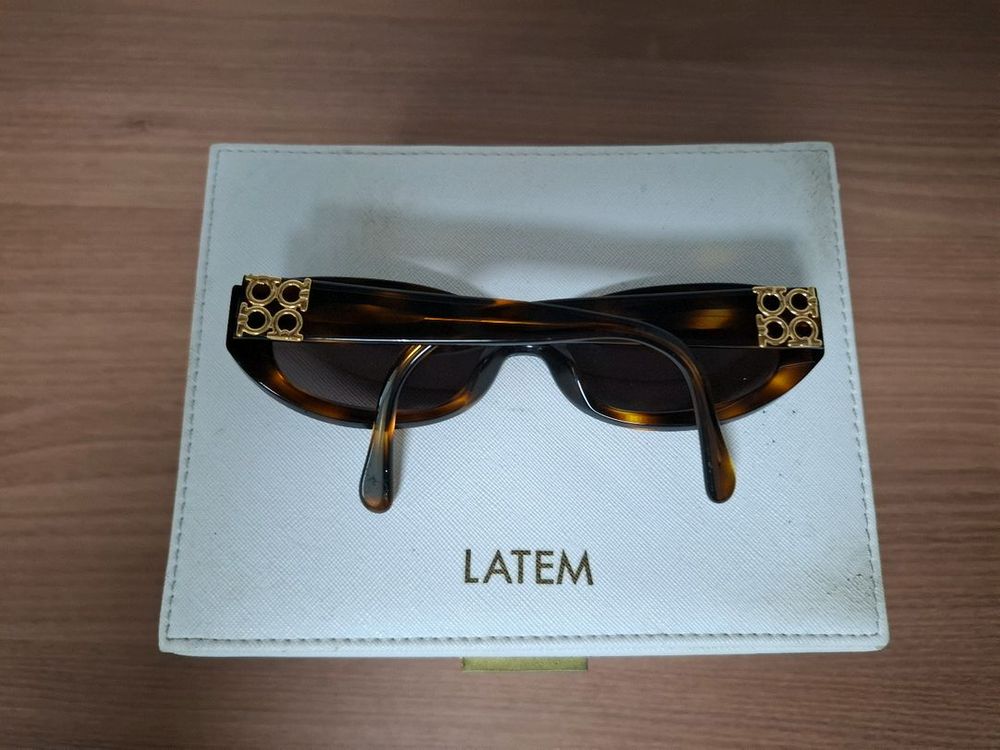 페라가모 선글라스 이미지