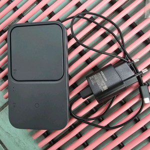 삼성 p5400 무선충전기 오아접이식 애플충전기